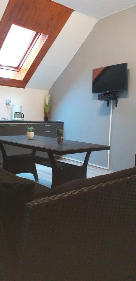 Szépvölgyi Apartmanház Siófok Esterno foto